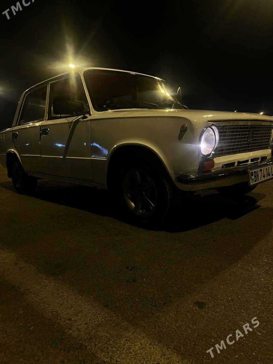 Lada 2101 1981 - 18 000 TMT - Фарап - img 1