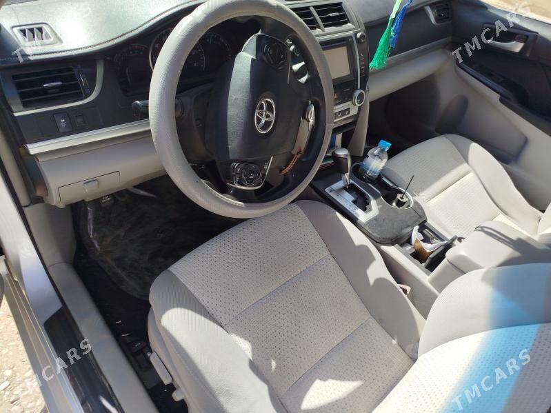 Toyota Camry 2012 - 180 000 TMT - Тагтабазар - img 1