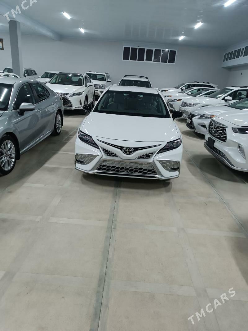 Toyota Camry 2023 - 340 000 TMT - Мары - img 1