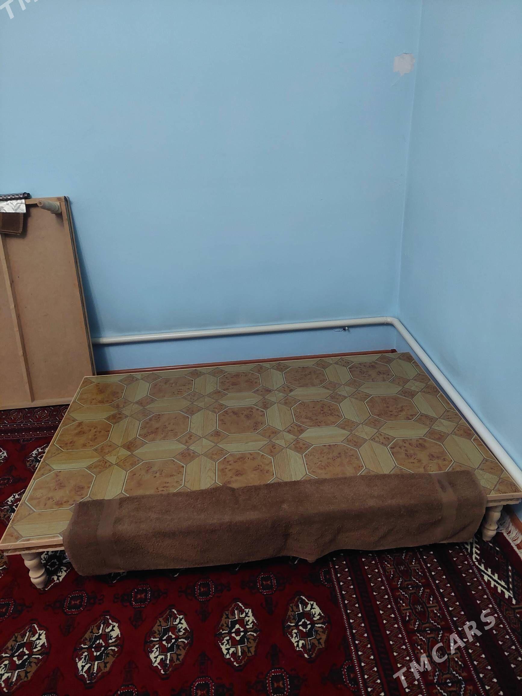 stol - Türkmenbaşy etr. - img 1