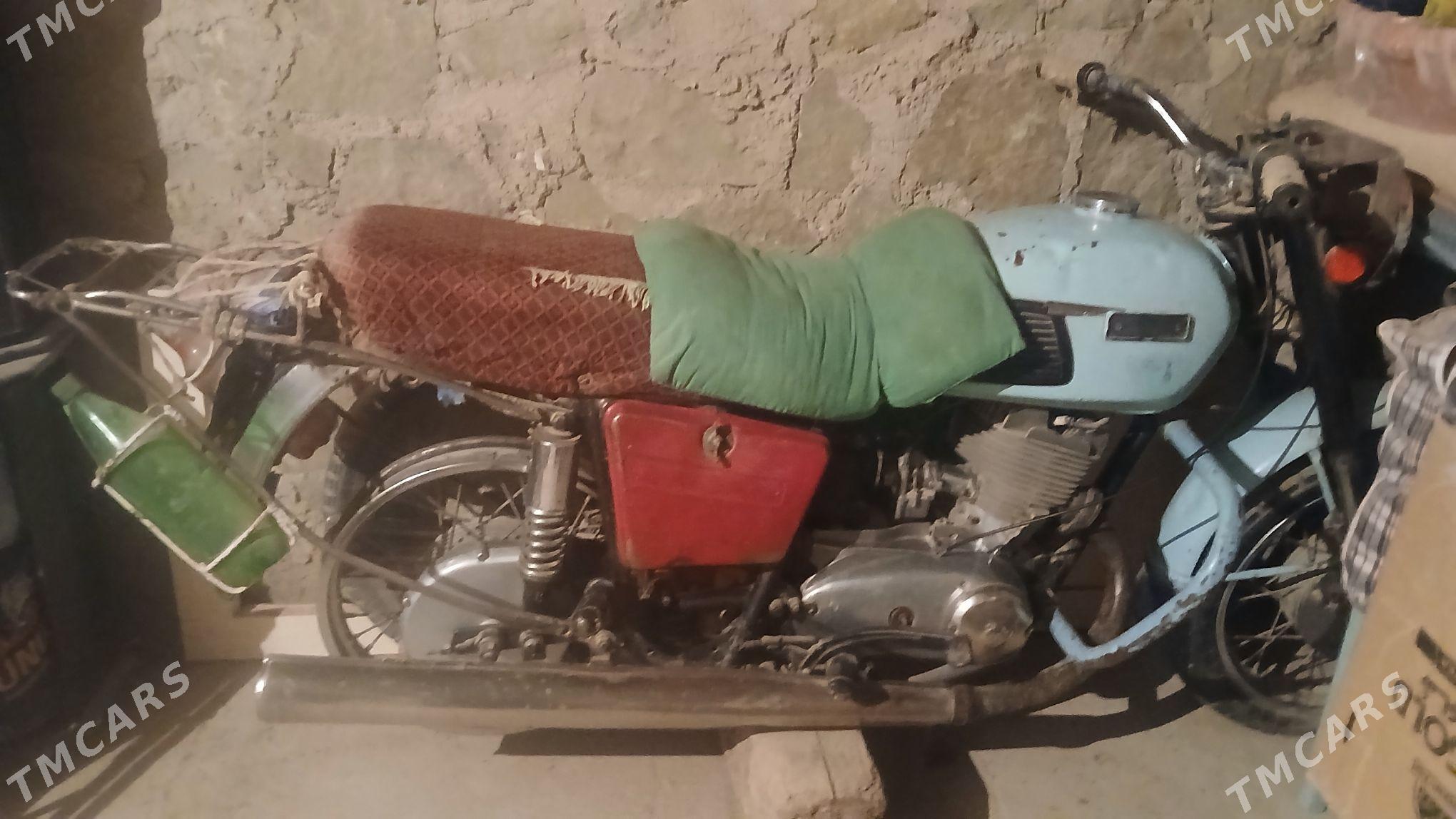 Iž Planeta 4 2015 - 7 000 TMT - Берекет - img 1