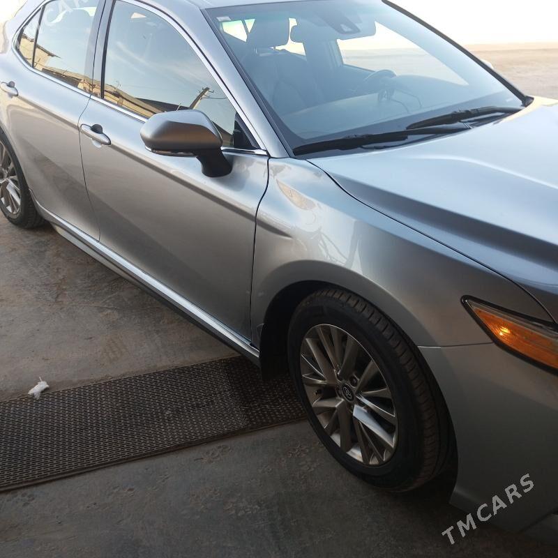 Toyota Camry 2020 - 320 000 TMT - Чарджоу - img 1