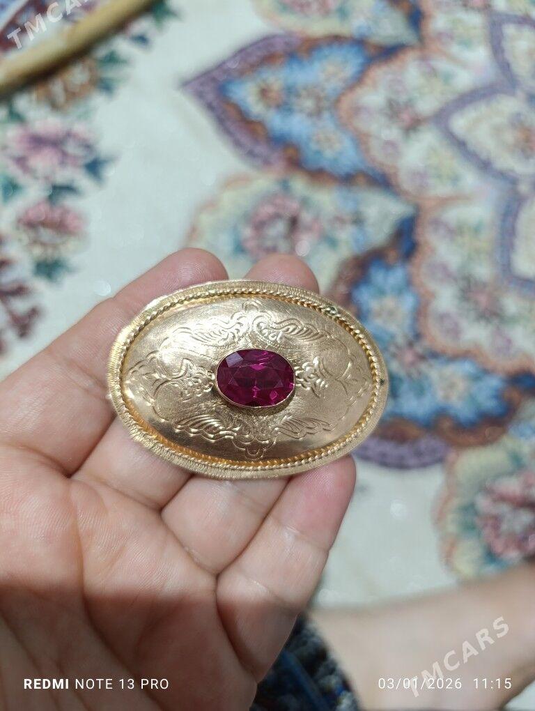 gadym broşkagadym broşka - Bäherden - img 1