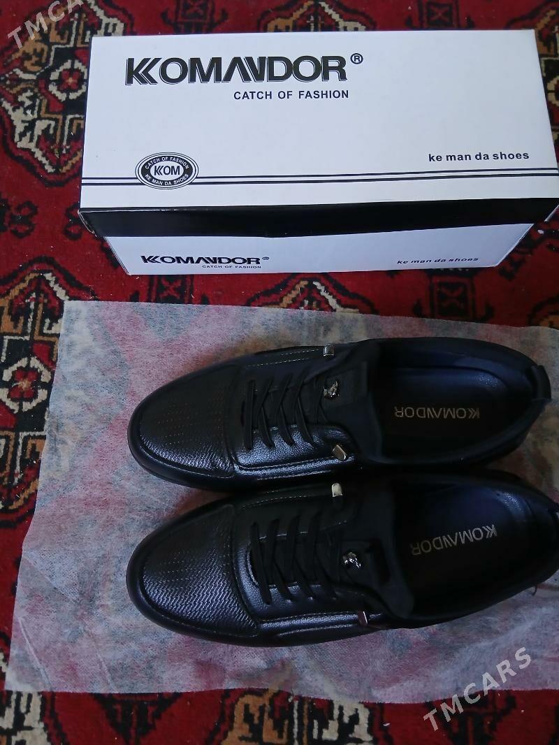 pol klassika köwüş - Гурбансолтан Едже - img 1