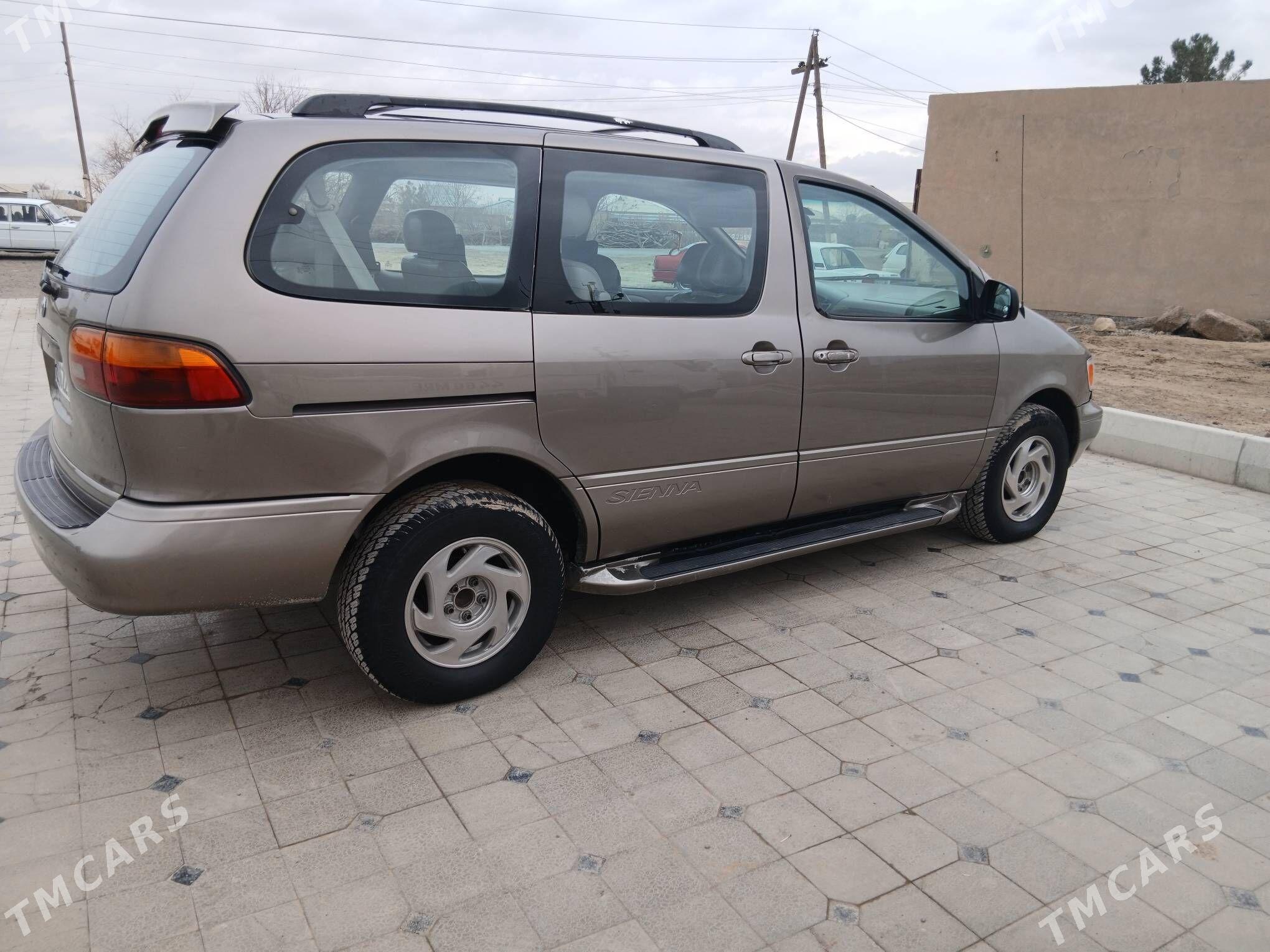 Toyota Sienna 1999 - 190 000 TMT - Murgap - img 1