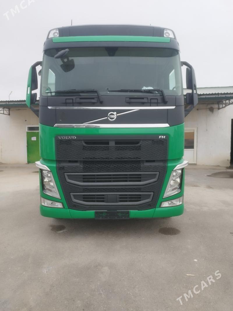 Volvo EURO 4 2020 - 1 072 500 TMT - Ашхабад - img 1