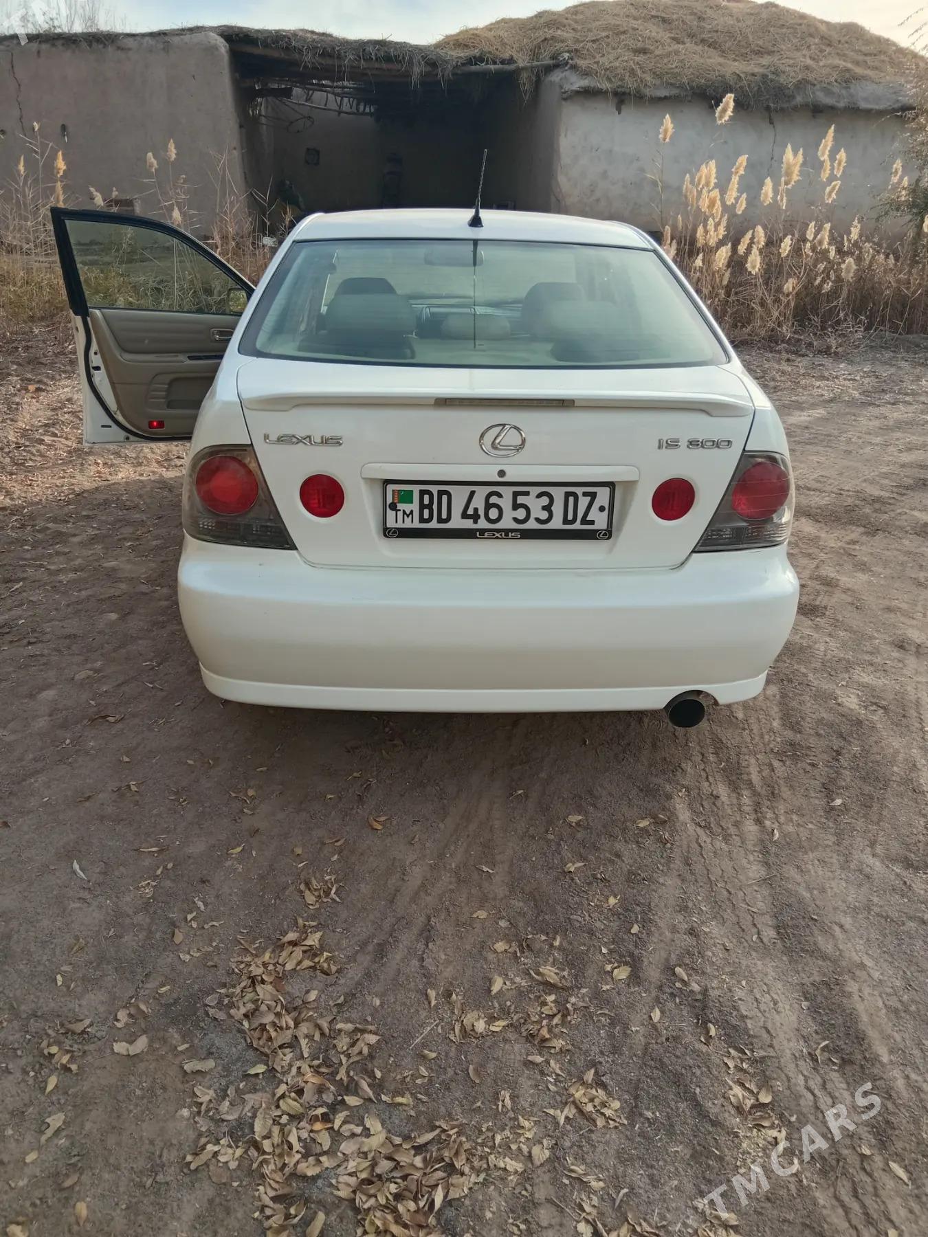 Lexus IS 300 2004 - 130 000 TMT - Кёнеургенч - img 1