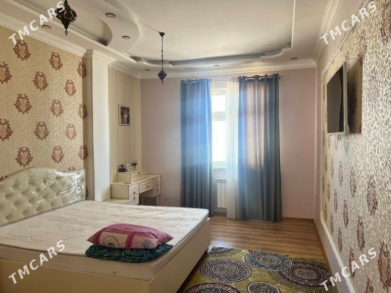 MIR-8, 2-KOMNAT. ELITKA - Parahat 8 - img 1