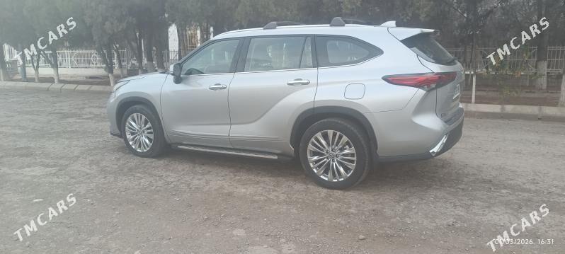 Toyota Highlander 2021 - 560 000 TMT - Baýramaly - img 1