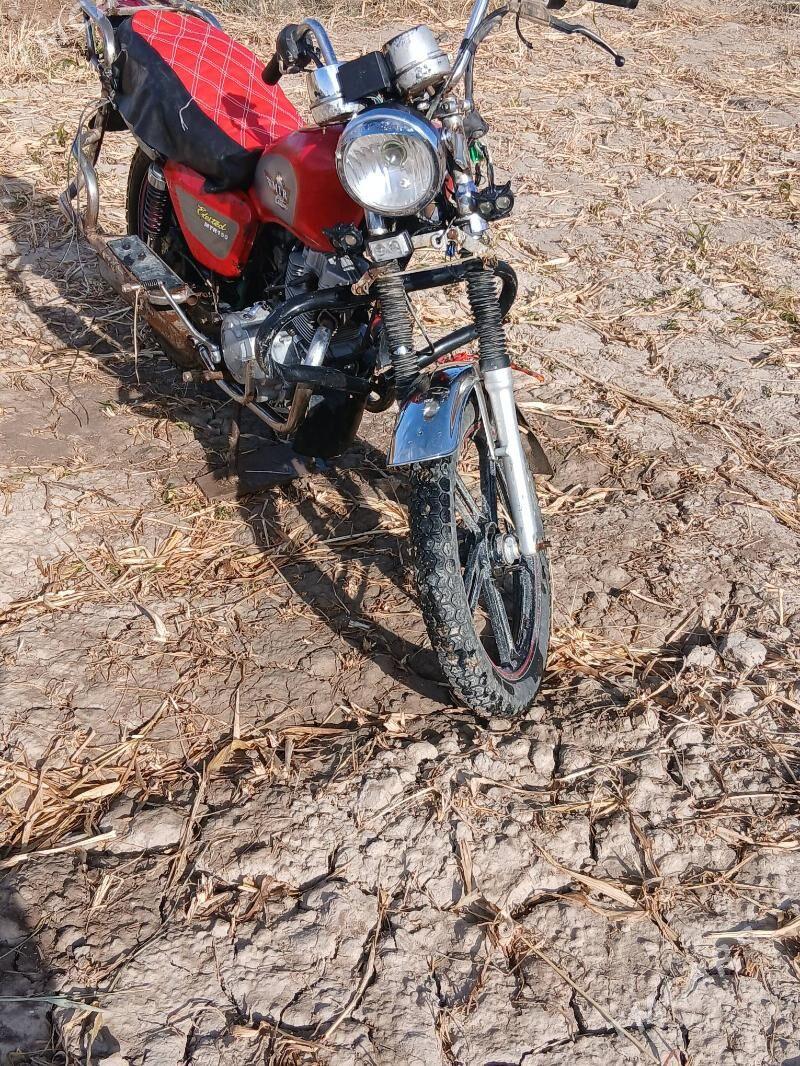 Fekon FK150-8G 2014 - 9 000 TMT - Гурбансолтан Едже - img 1