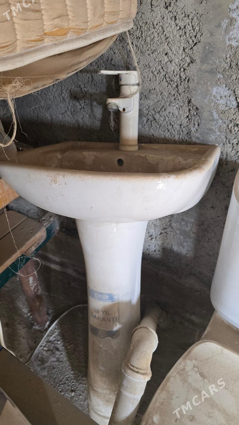 Rakowina Gyrantly - Aşgabat - img 1