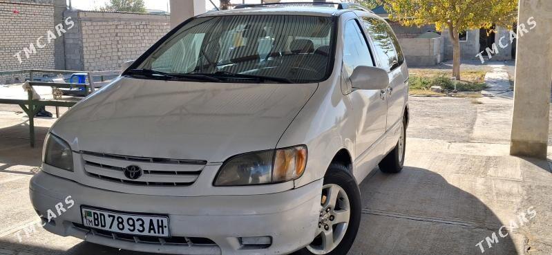 Toyota Sienna 2001 - 175 000 TMT - "Алтын Асыр" Гундогар базары ( Толкучка) - img 1