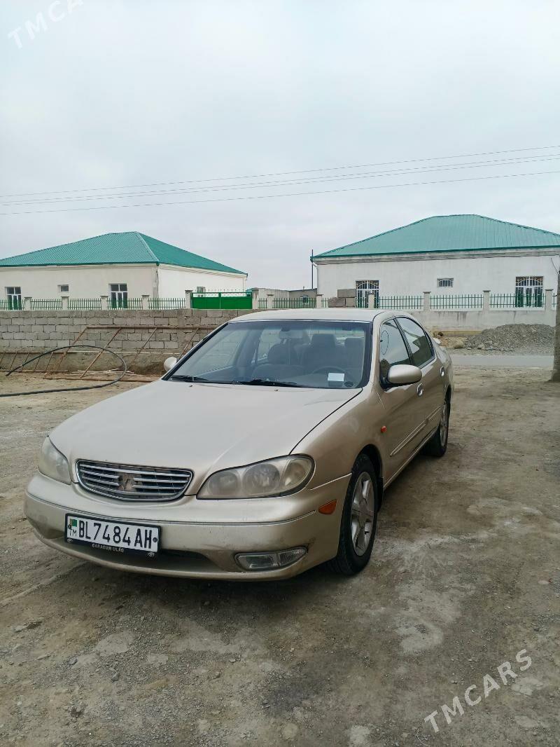 Nissan Maxima 2001 - 67 000 TMT - Бахарден - img 1