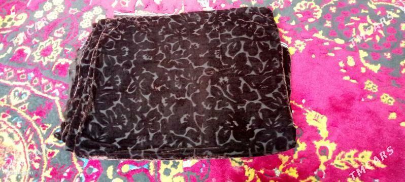 pommah - Howdan "W" - img 1