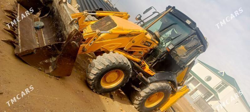 JCB 3CX Compact 2002 - 350 000 TMT - Balkanabat - img 1