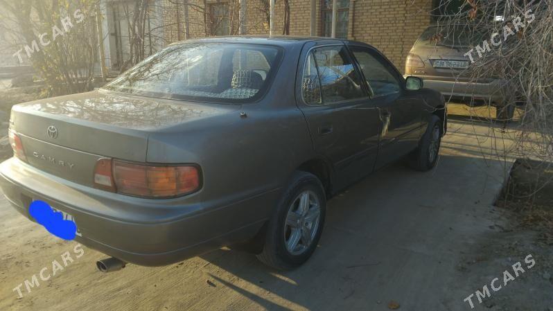 Toyota Camry 1993 - 87 000 TMT - Sakar - img 1
