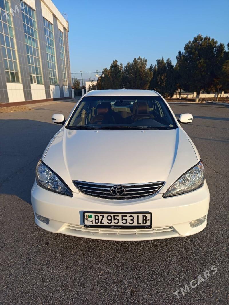 Toyota Camry 2004 - 160 000 TMT - Фарап - img 1