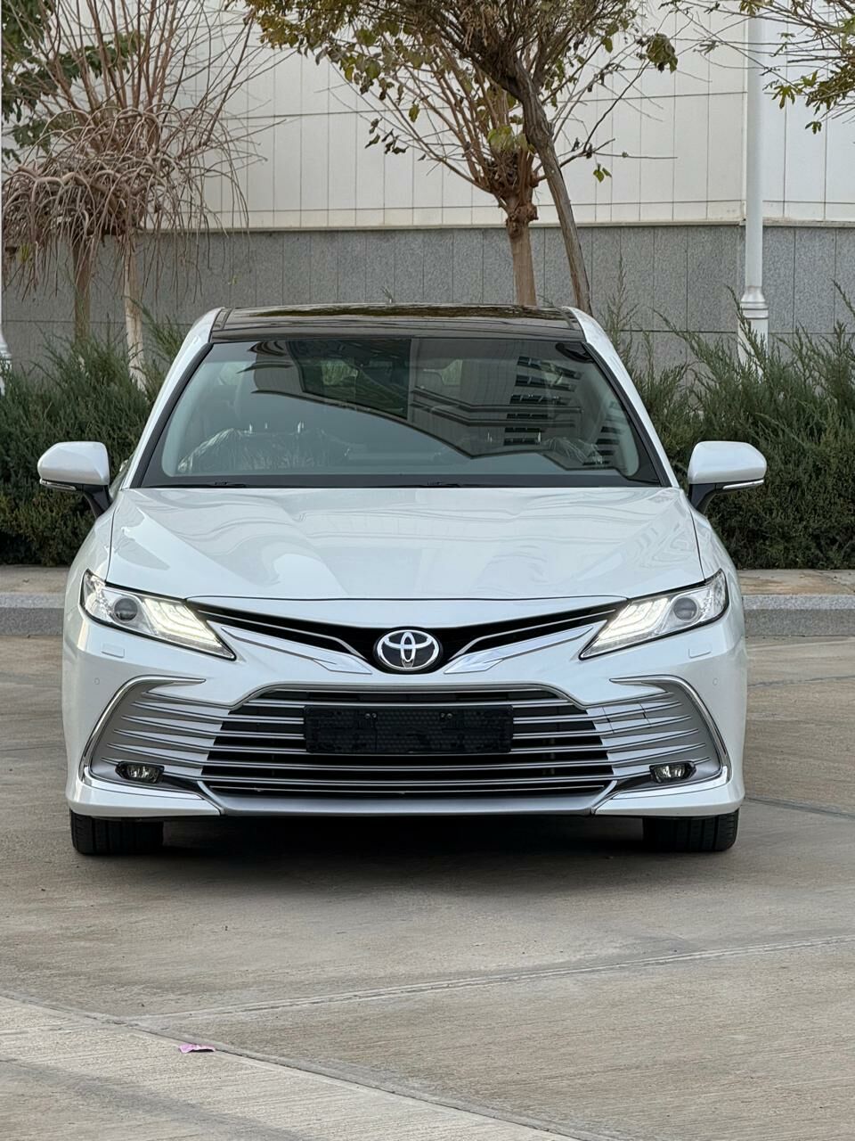 Toyota Camry 2023 - 677 000 TMT - Ашхабад - img 1