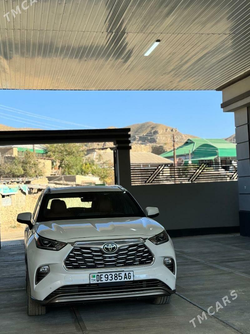 Toyota Highlander 2021 - 690 000 TMT - Ашхабад - img 1
