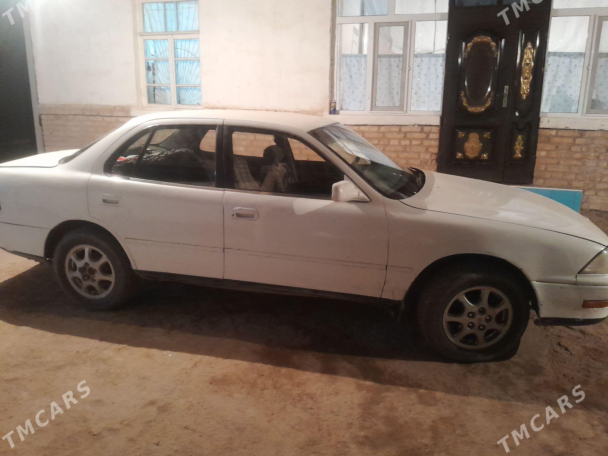 Toyota Camry 1991 - 33 000 TMT - Туркменгала - img 1