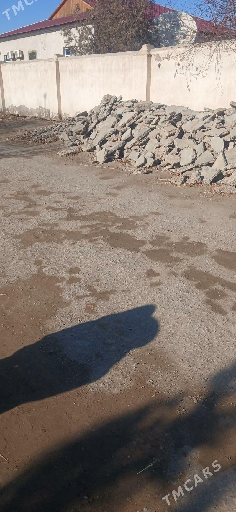 but kamin - Дашогуз - img 1