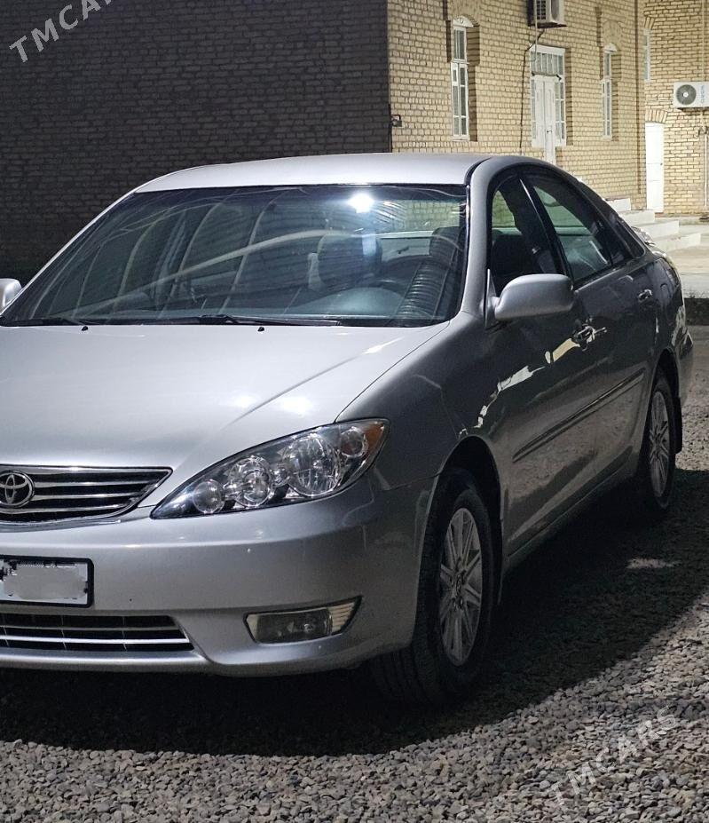 Toyota Camry 2004 - 170 000 TMT - Мары - img 1