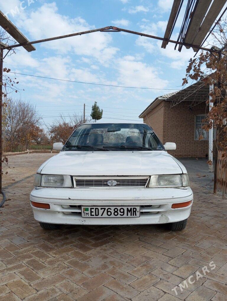 Toyota Corolla 1992 - 40 000 TMT - Байрамали - img 1