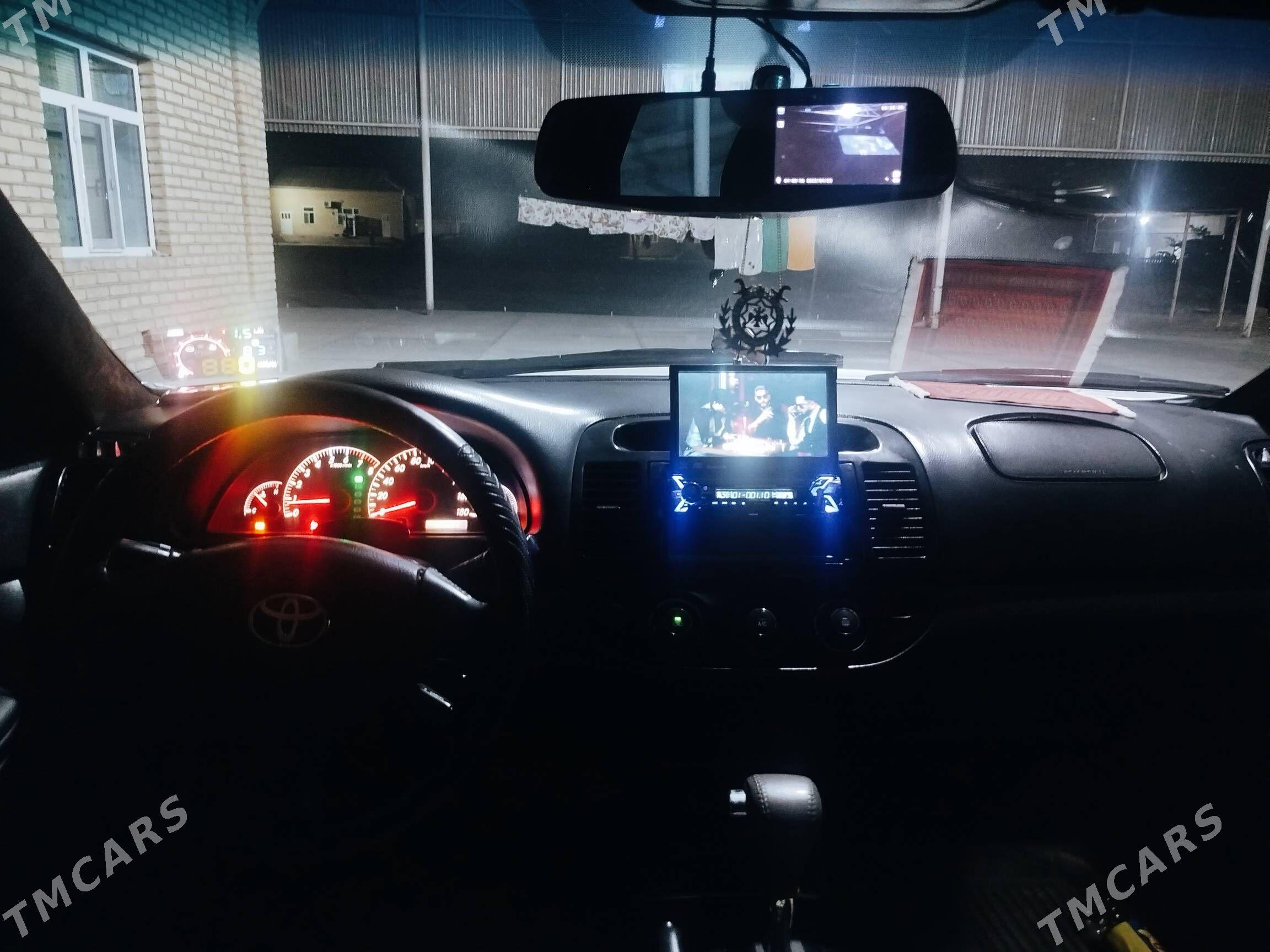 Toyota Camry 2005 - 140 000 TMT - Мары - img 1