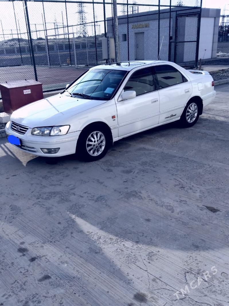 Toyota Camry 2000 - 170 000 TMT - Aşgabat - img 1