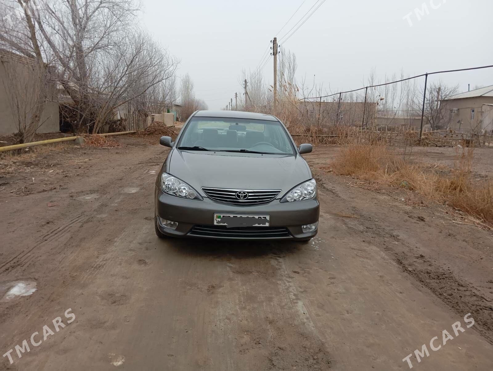 Toyota Camry 2005 - 180 000 TMT - Губадаг - img 1