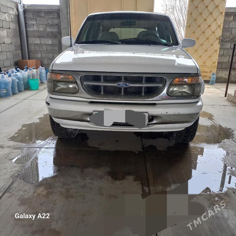 Ford Explorer 1996 - 85 000 TMT - Яшлык - img 1
