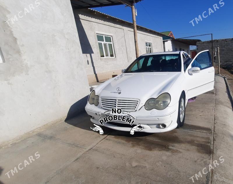Mercedes-Benz C320 2002 - 65 000 TMT - Болдумсаз - img 1