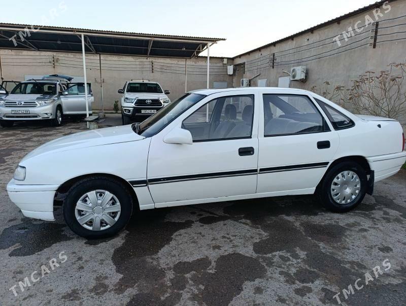 Opel Vectra 1995 - 39 000 TMT - Parahat 7 - img 1