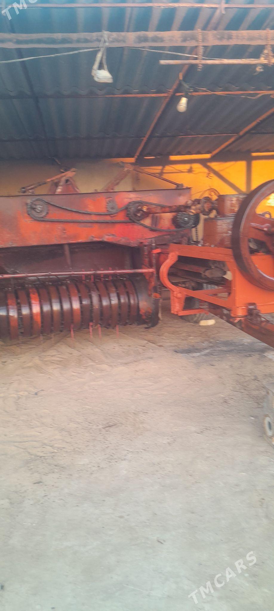 MTZ 82 2000 - 30 000 TMT - Бабадайхан - img 1