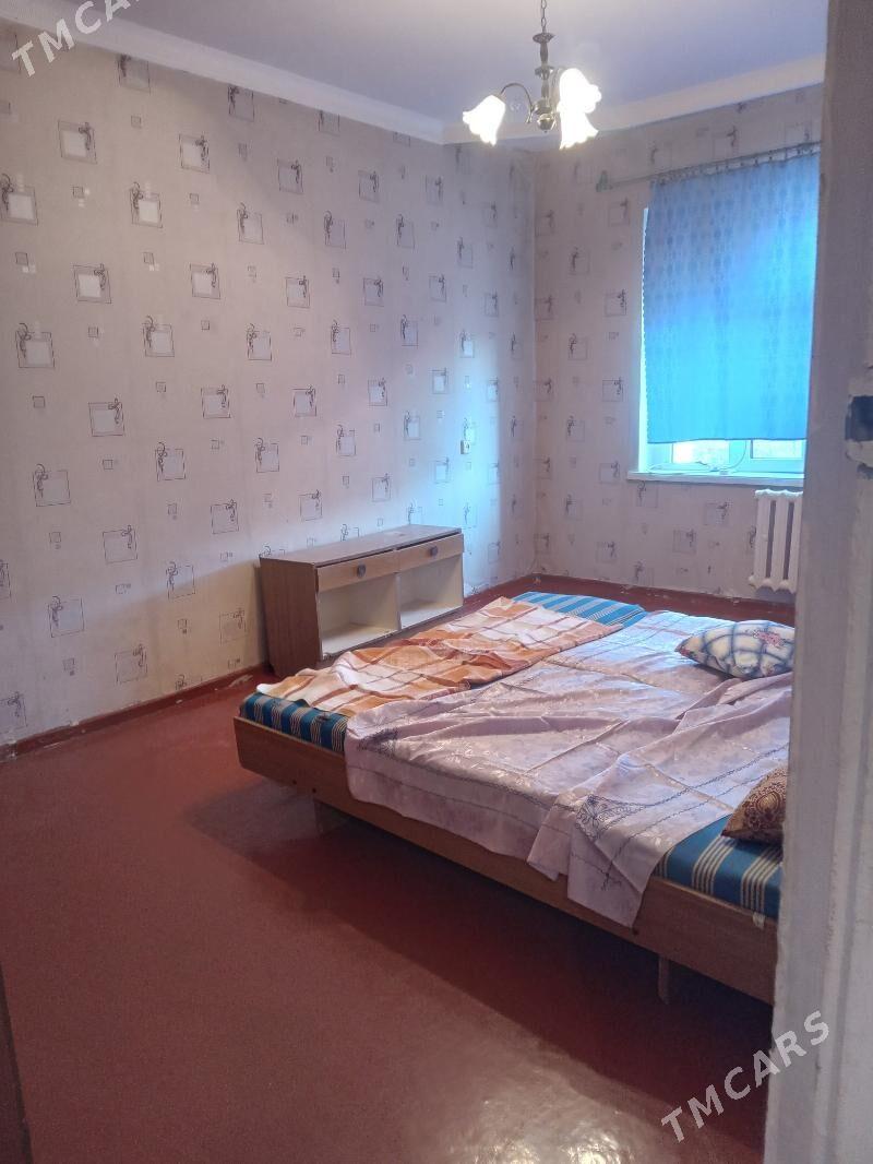 аренда Гагарин 3етаж 3ком - Aşgabat - img 1