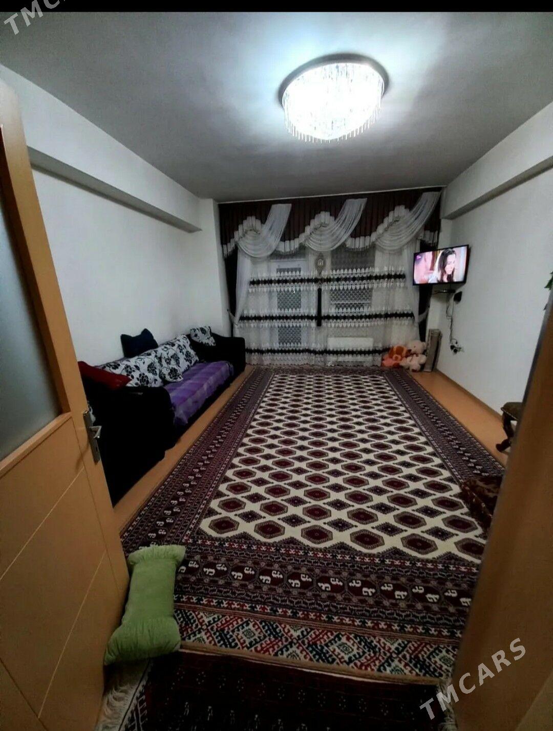 Taslama, 4/4 etaj, 2+1 komnaty - Aşgabat - img 1