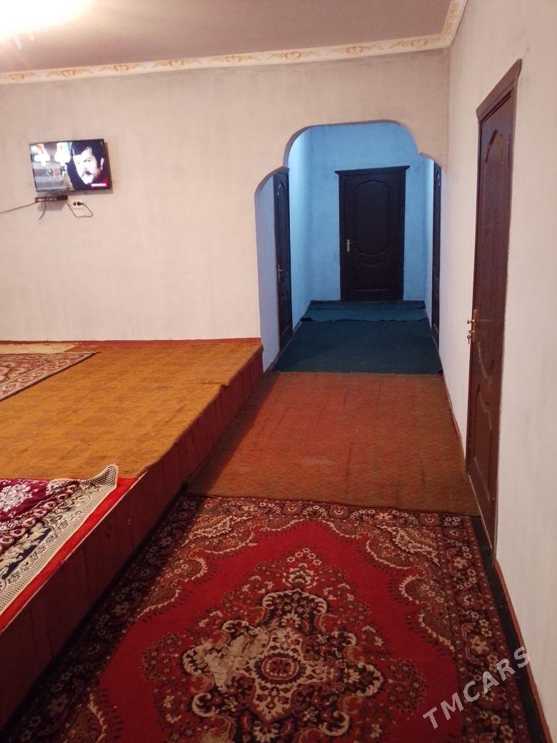 satlyk jaý - Türkmenbaşy etr. - img 1