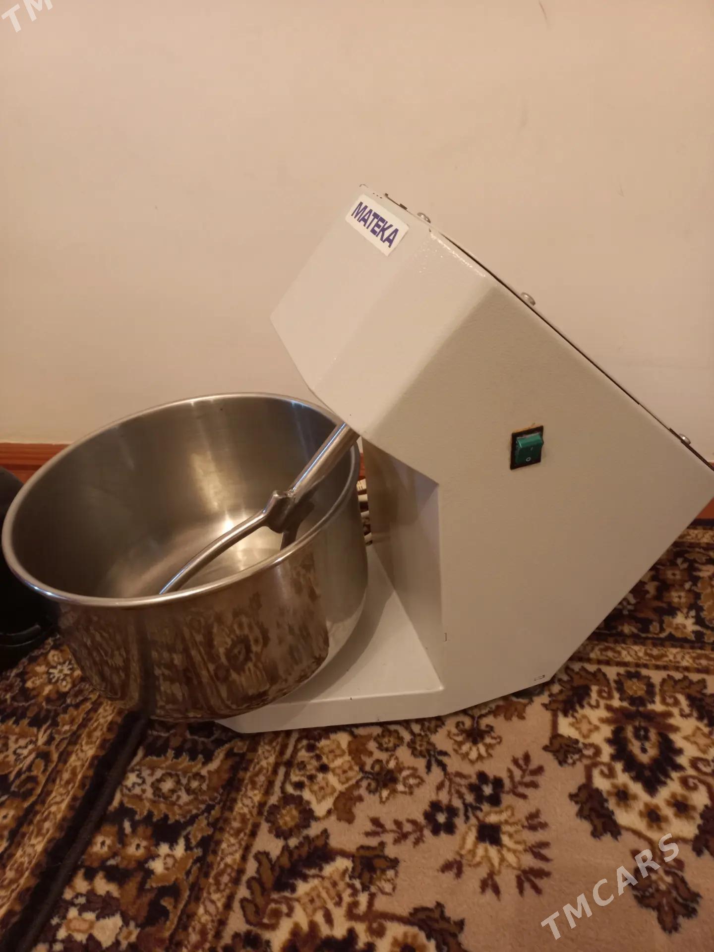 Hamyr Garaýan Mikser - Türkmenbaşy - img 1