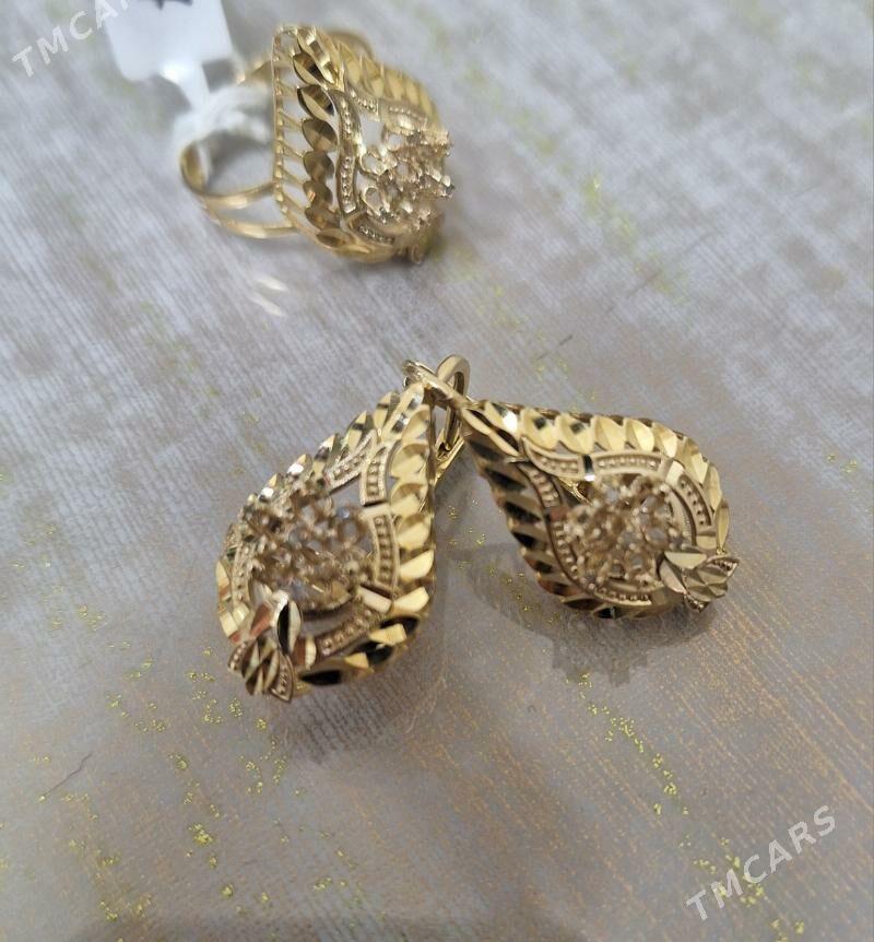 Gyzyl komplekt - Aşgabat - img 1