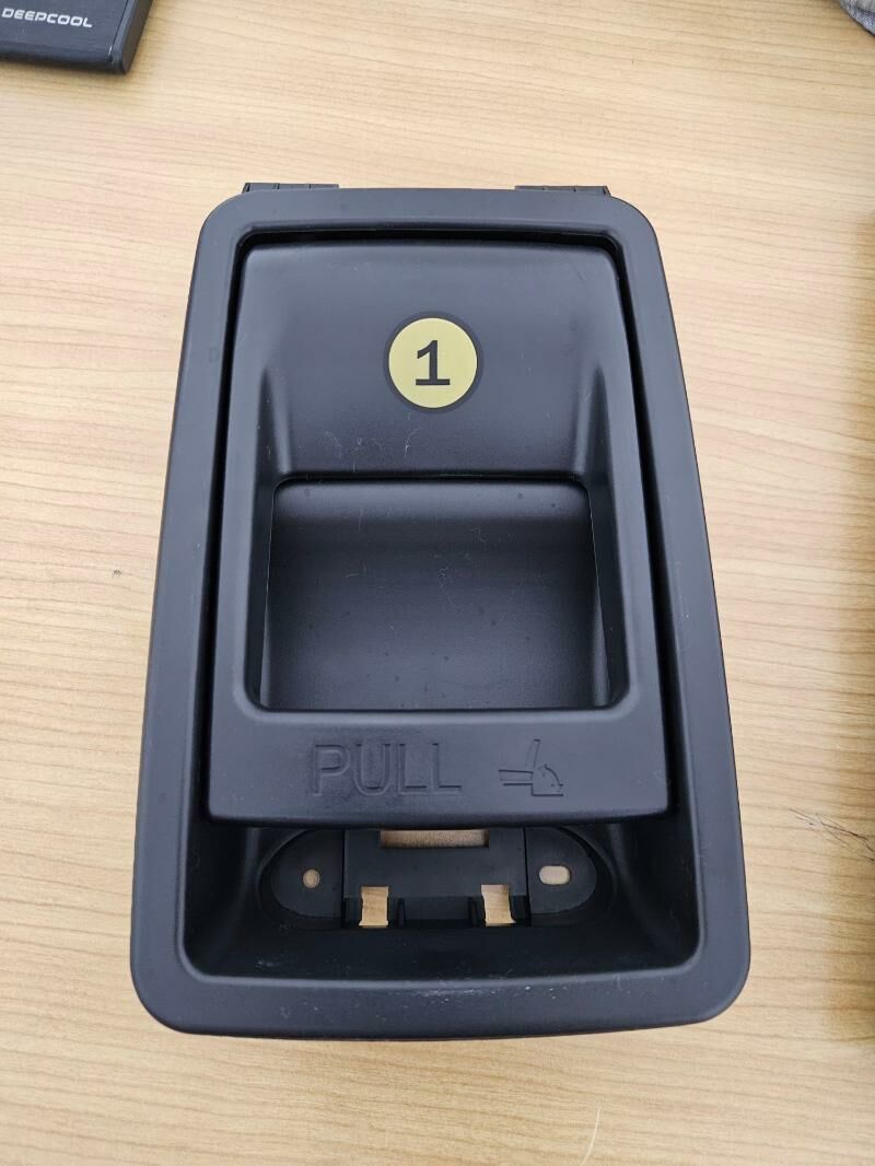 Sienna 2010-2015sideniýa ruçka 320 TMT - Балканабат - img 1