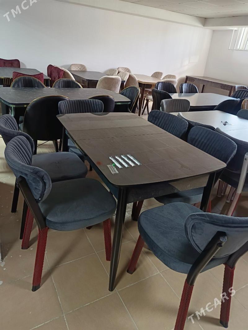 Stol- Stul - Gurtly - img 1