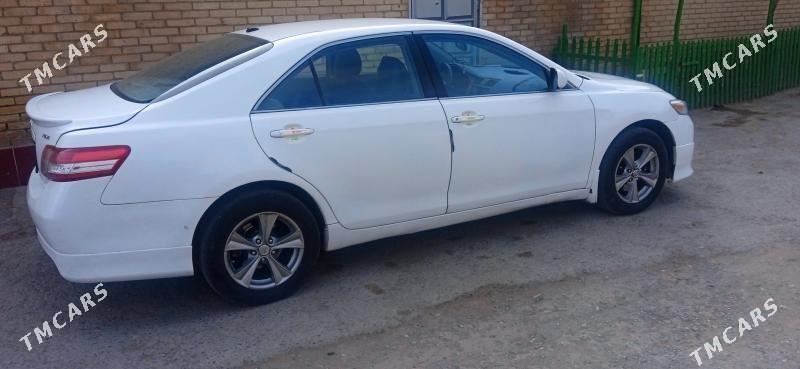 Toyota Camry 2010 - 140 000 TMT - Туркменабат - img 1