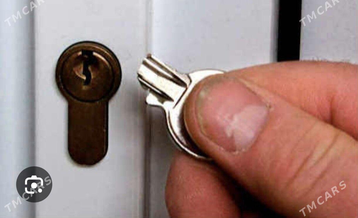 Gapy Zamok Ruçka Ussa - Ашхабад - img 1