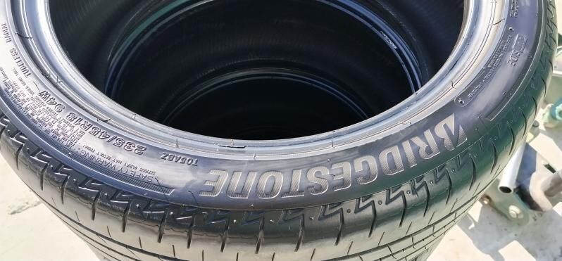 Bredistone 235 45 18 ýyly24 5 700 TMT - Garadamak - img 1