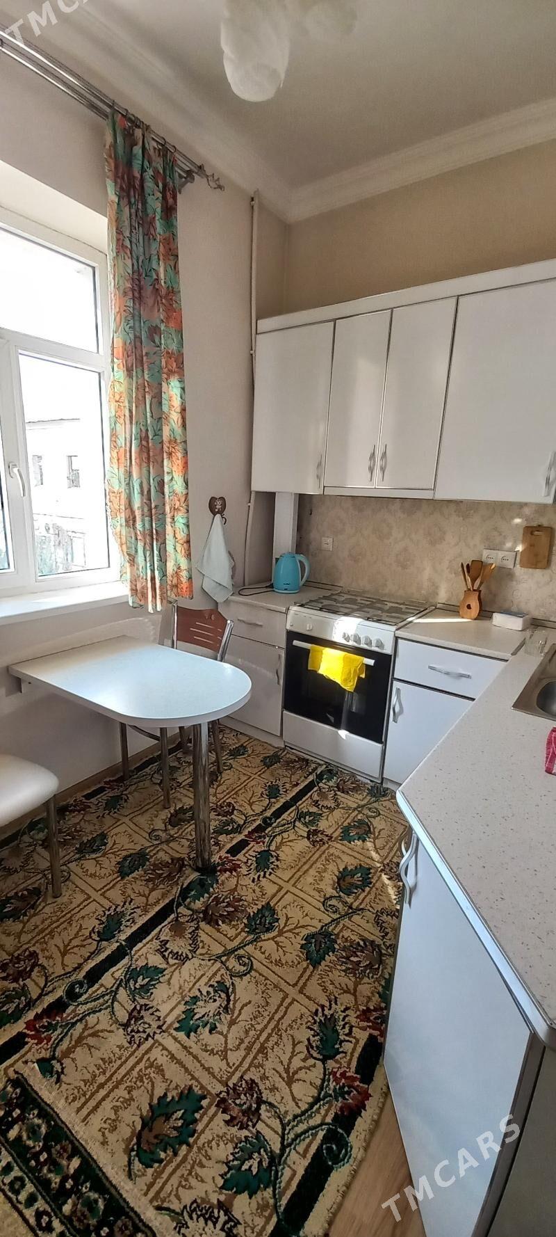 533 Квартал 2в3ком 2этаж - Ашхабад - img 1