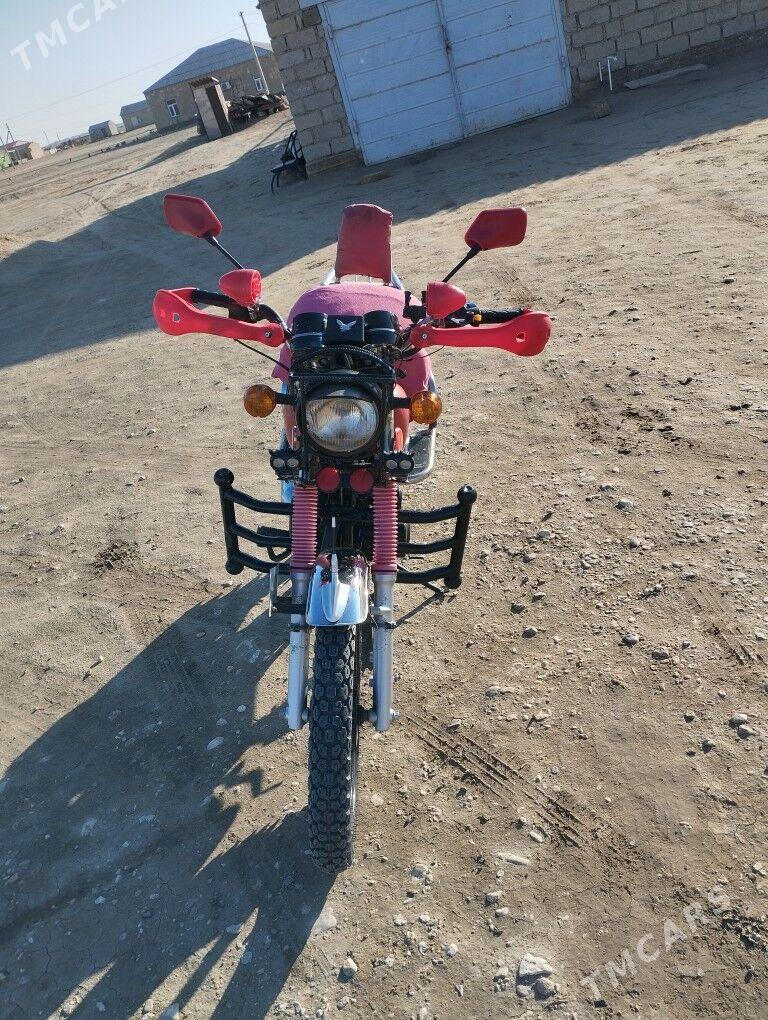 Fekon FK150-8G 2015 - 11 200 TMT - Эсенгулы - img 1