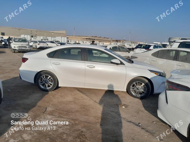 Kia Forte 2022 - 215 000 TMT - Mary - img 1