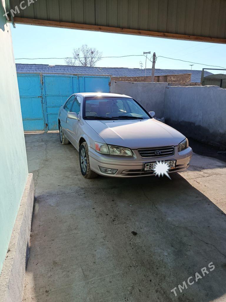 Toyota Camry 2001 - 180 000 TMT - Köneürgenç - img 1