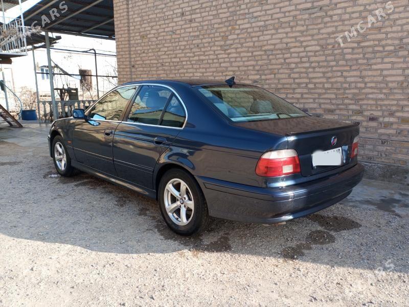 BMW 528 2002 - 130 000 TMT - Sakarçäge - img 1