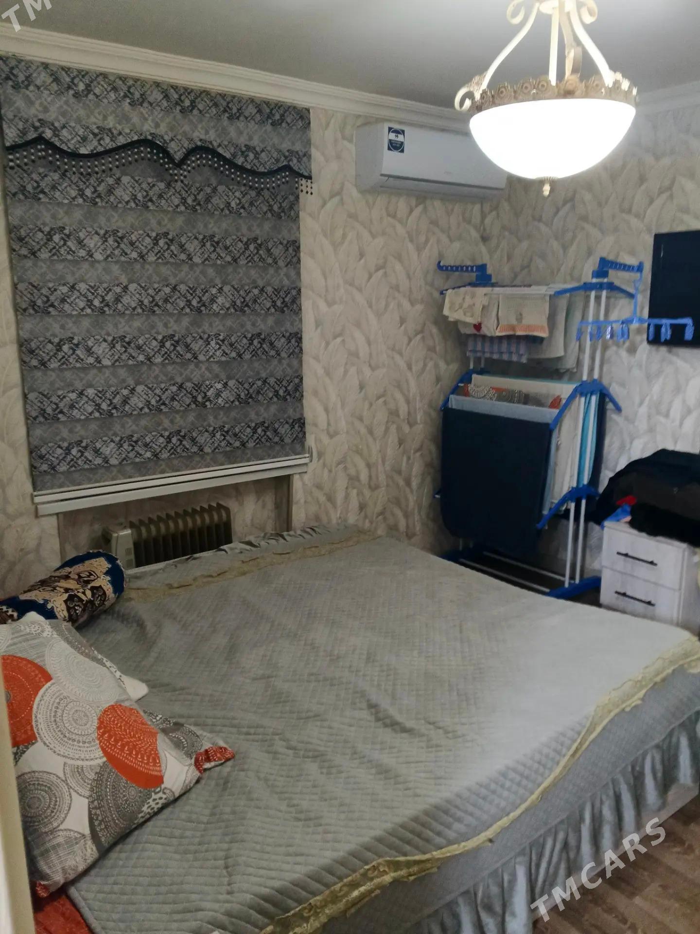 2mkr. 3kom. 1etaj + ogorod - 2 mkr - img 1